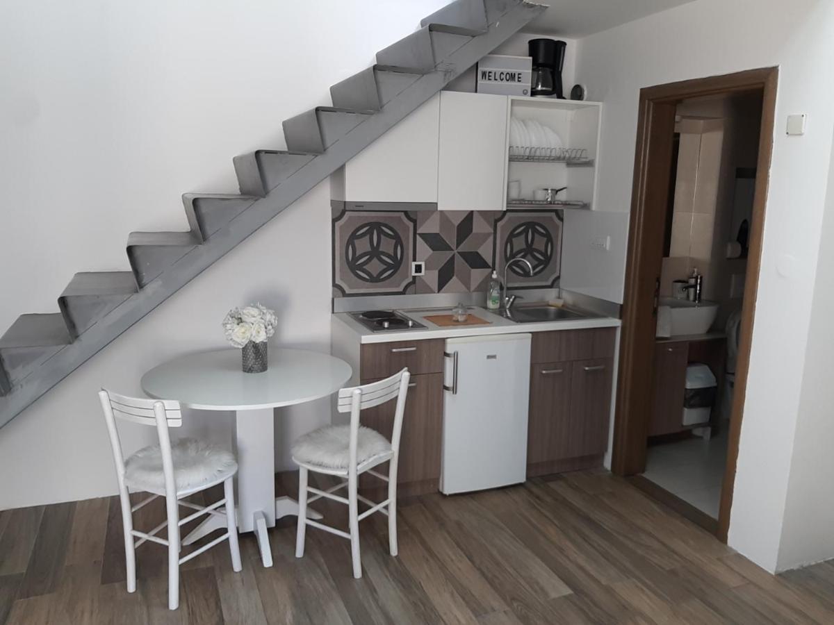 Centar Novi Sad-Apartman No 3 المظهر الخارجي الصورة